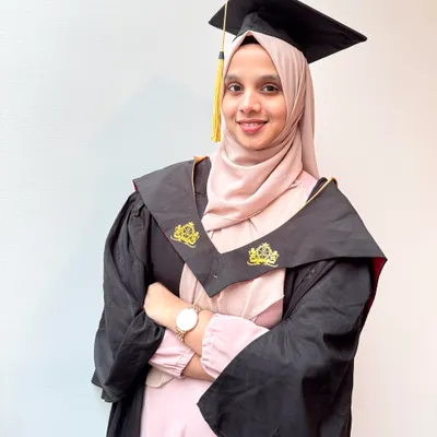 Amna A.